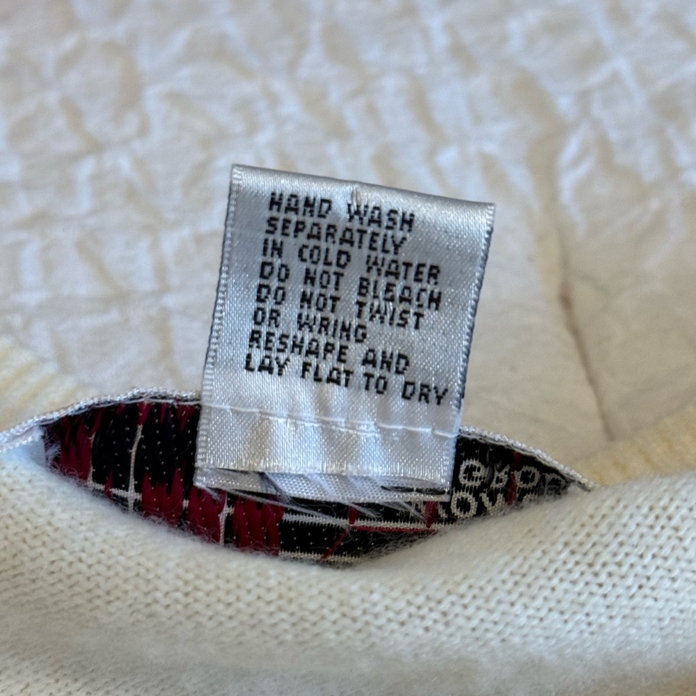 Milano Cream Cardigan with Gold Buttons – Size 18/20 - Picture 4 of 8